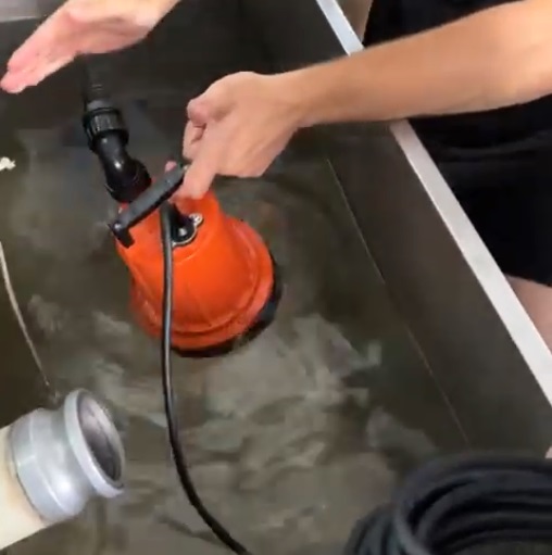 Overseas Customer Visits Ningbo TRUPOW Factory to Test New Low Suction Pump